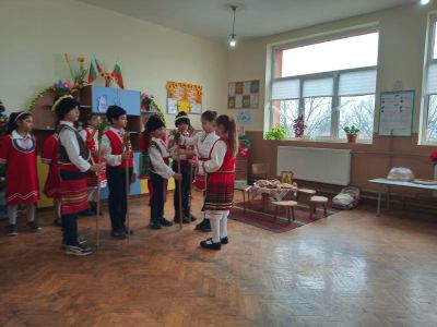 Коледно тържество на 3 клас - ОУ Васил Левски - Долни Луковит