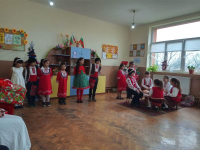 Коледно тържество на 3 клас - ОУ Васил Левски - Долни Луковит