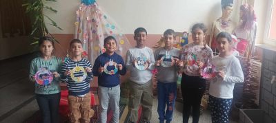 Това изработиха малките ръчички на учениците от начален етап на образование. - ОУ Васил Левски - Долни Луковит