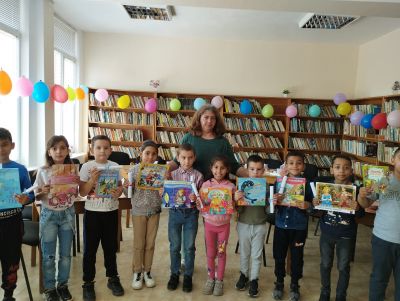 Книгата е безценен дар! - ОУ Васил Левски - Долни Луковит