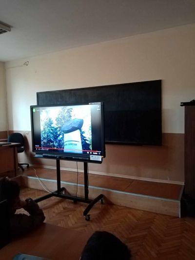 Славим делото на будителите! Честит празник! - ОУ Васил Левски - Долни Луковит