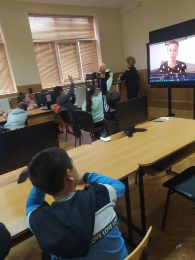 Тренинг на тема: " Класна стая без тормоз - справяне с агресията и тормоза в училище" - ОУ Васил Левски - Долни Луковит