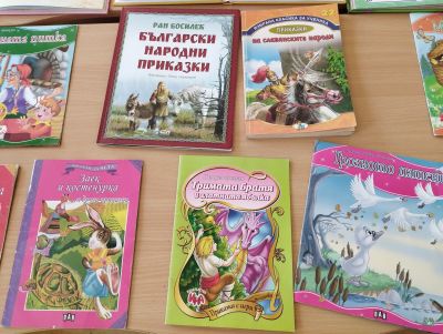 Походът на книгите 02.04.-23.04.2025 г. - ОУ Васил Левски - Долни Луковит