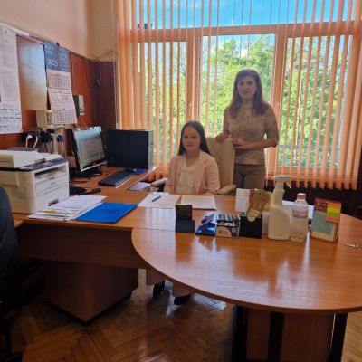 По идея на Ученическия Училищен съвет в ОУ ,,В. Левски" се проведе ученическо самоуправление. Основната идея е да се даде възможност на учениците сами да организират живота си в училище и да бъдат част от неговото управление. - ОУ Васил Левски - Долни Луковит